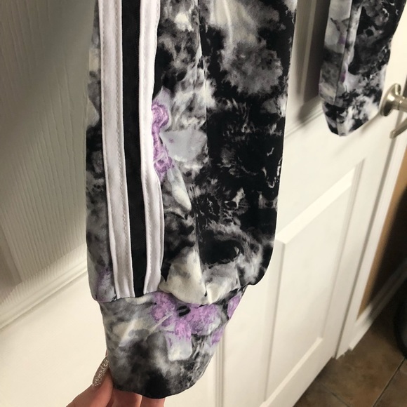 Tie Dye Floral Print Joggers - Picture 5 of 6